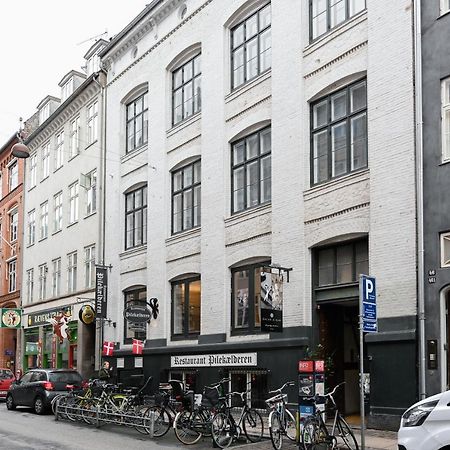 Sanders Arrow - Chic Three-Bedroom Apartment In The Middle Of Köpenhamn Exteriör bild