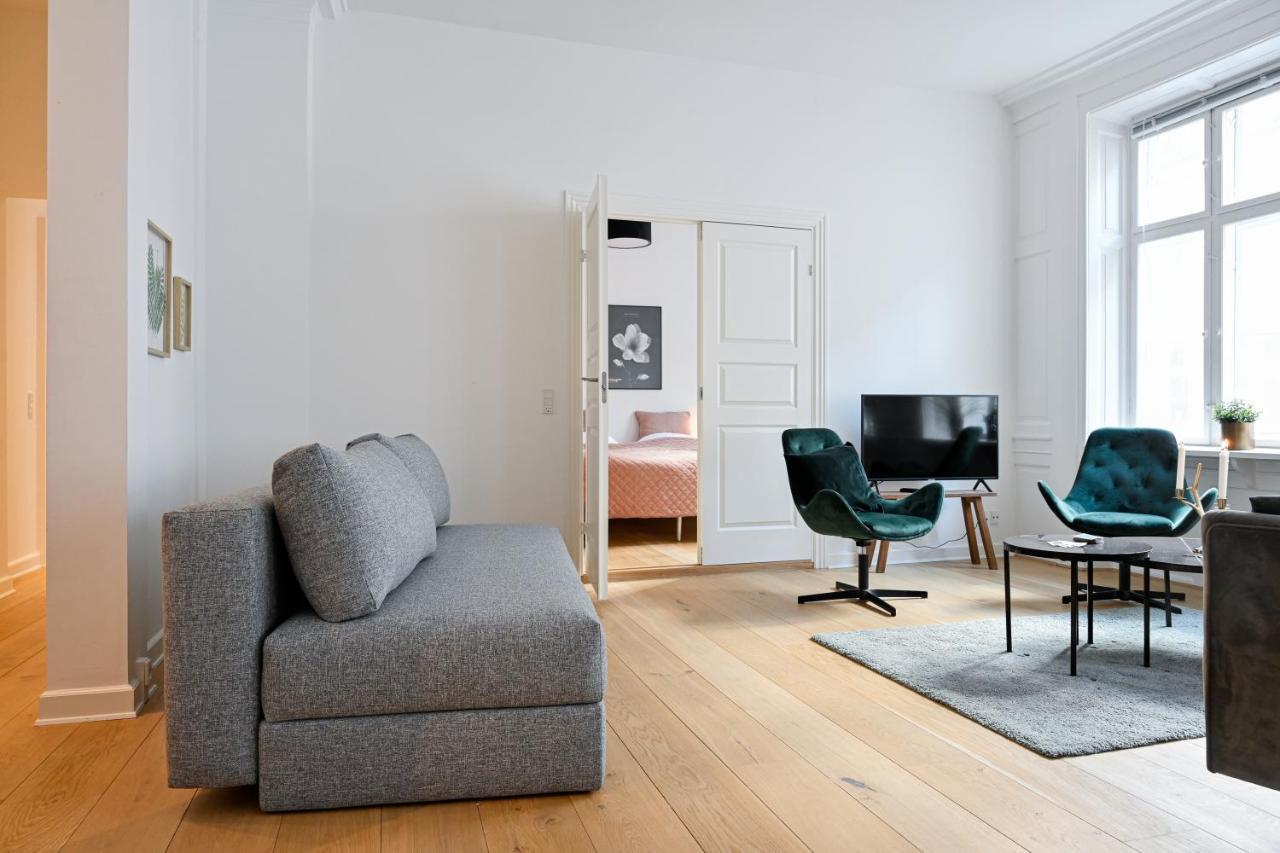Sanders Arrow - Chic Three-Bedroom Apartment In The Middle Of Köpenhamn Exteriör bild