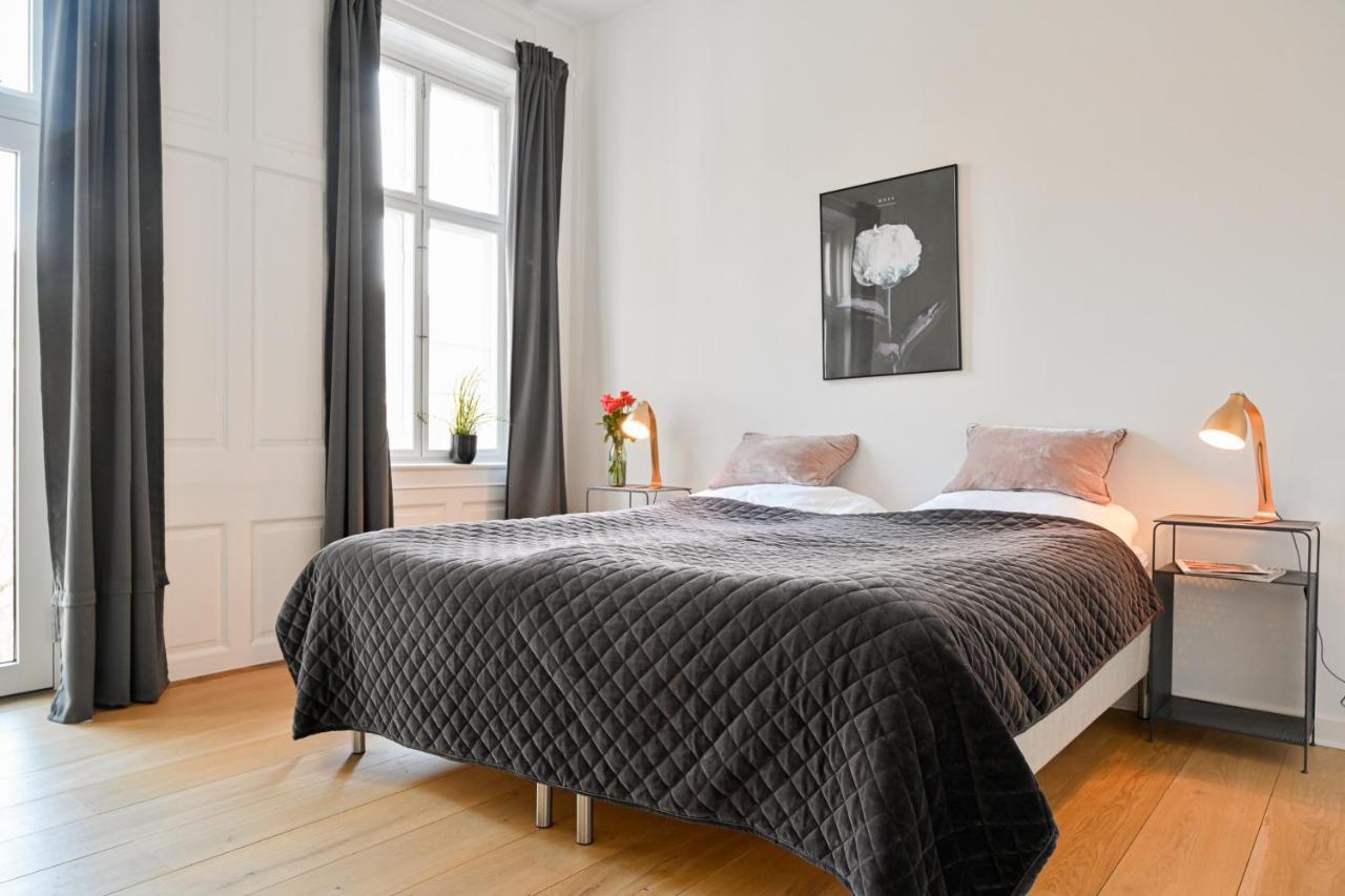 Sanders Arrow - Chic Three-Bedroom Apartment In The Middle Of Köpenhamn Exteriör bild
