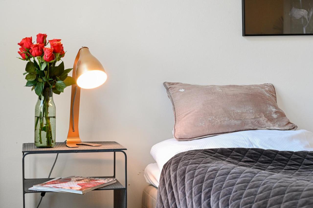 Sanders Arrow - Chic Three-Bedroom Apartment In The Middle Of Köpenhamn Exteriör bild