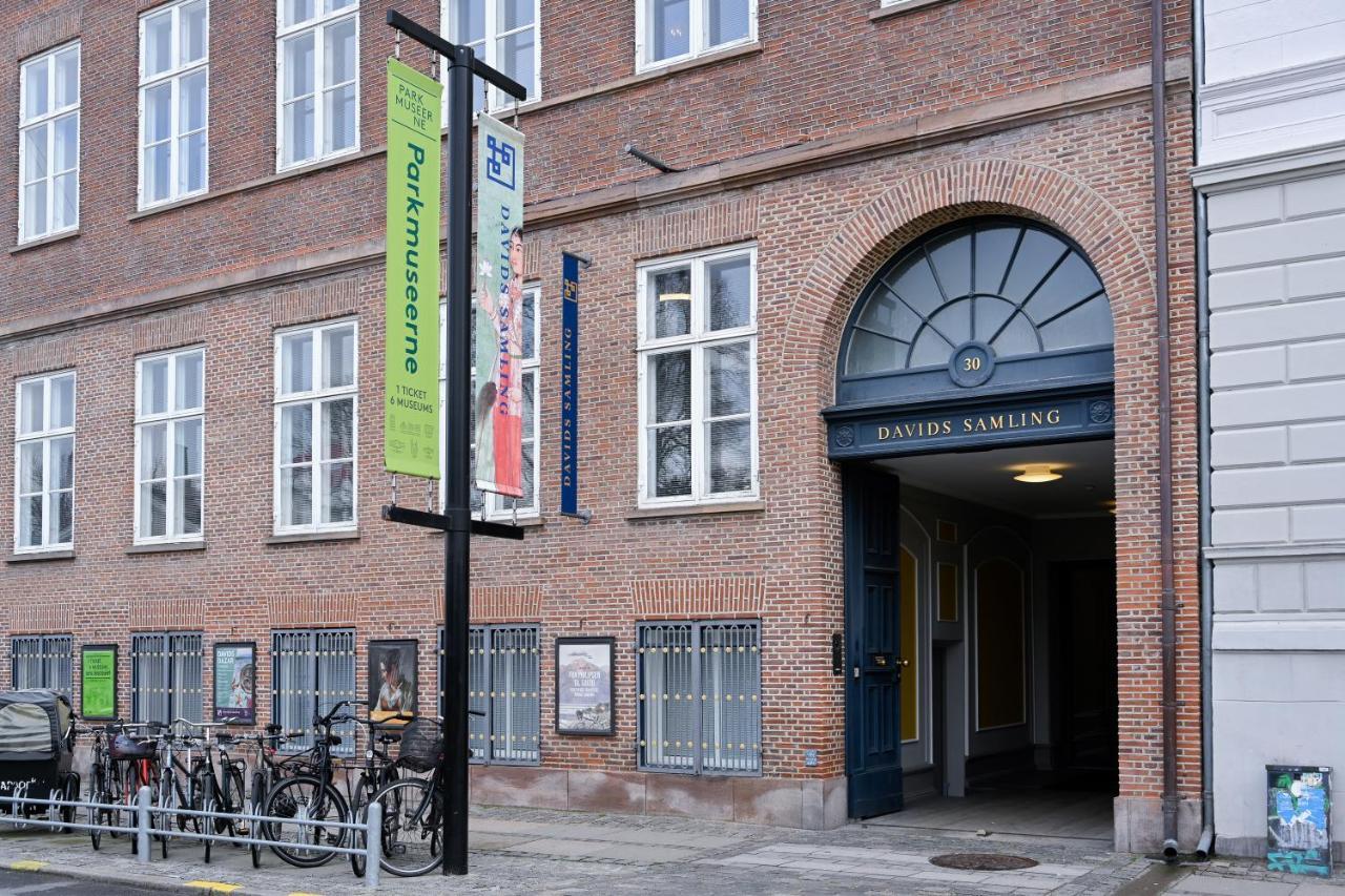 Sanders Arrow - Chic Three-Bedroom Apartment In The Middle Of Köpenhamn Exteriör bild
